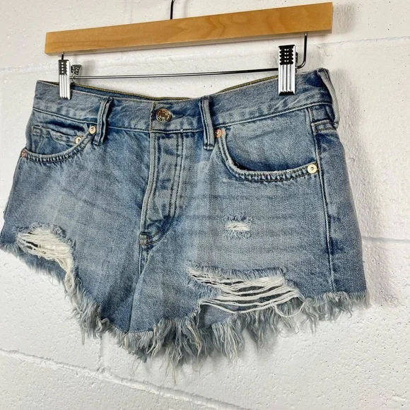 We The Free Free People Distressed Denim Shorts - Picture 3 of 11